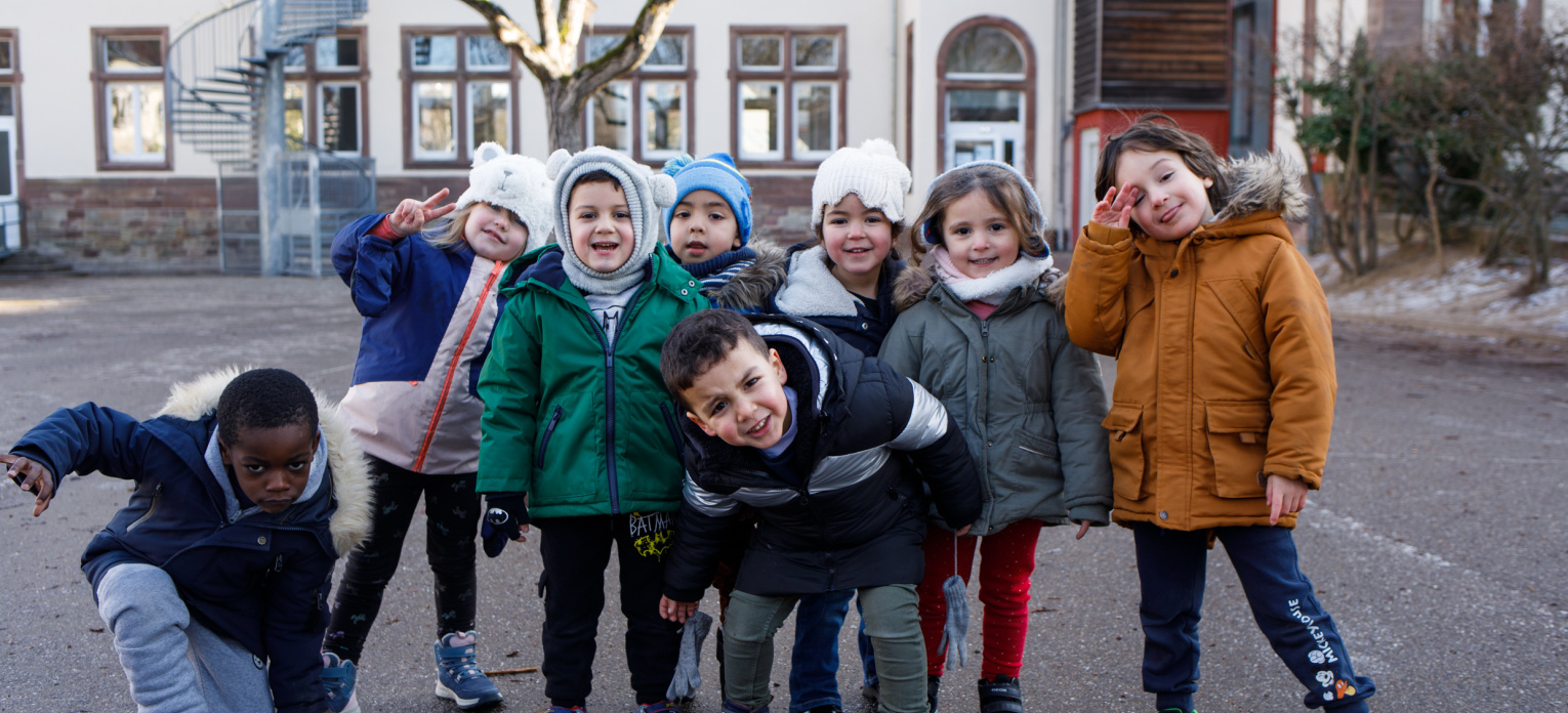 Enfants à l'école Joie de vivre (Strasbourg)