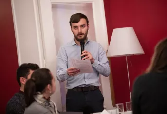 Steven témoigne à l'assemblée nationale